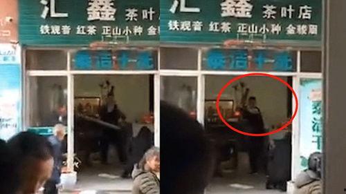 网友爆料殴打男生视频,网友曝光殴打男生现场惊心动魄 第1张 网友爆料殴打男生视频,网友曝光殴打男生现场惊心动魄 第1张